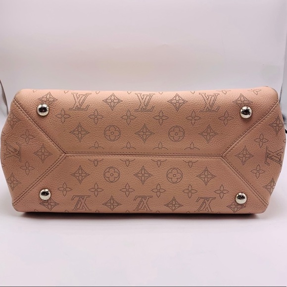 Louis Vuitton 🌸Magnolia Sevres Mahina bag🌸 - Picture 3 of 10